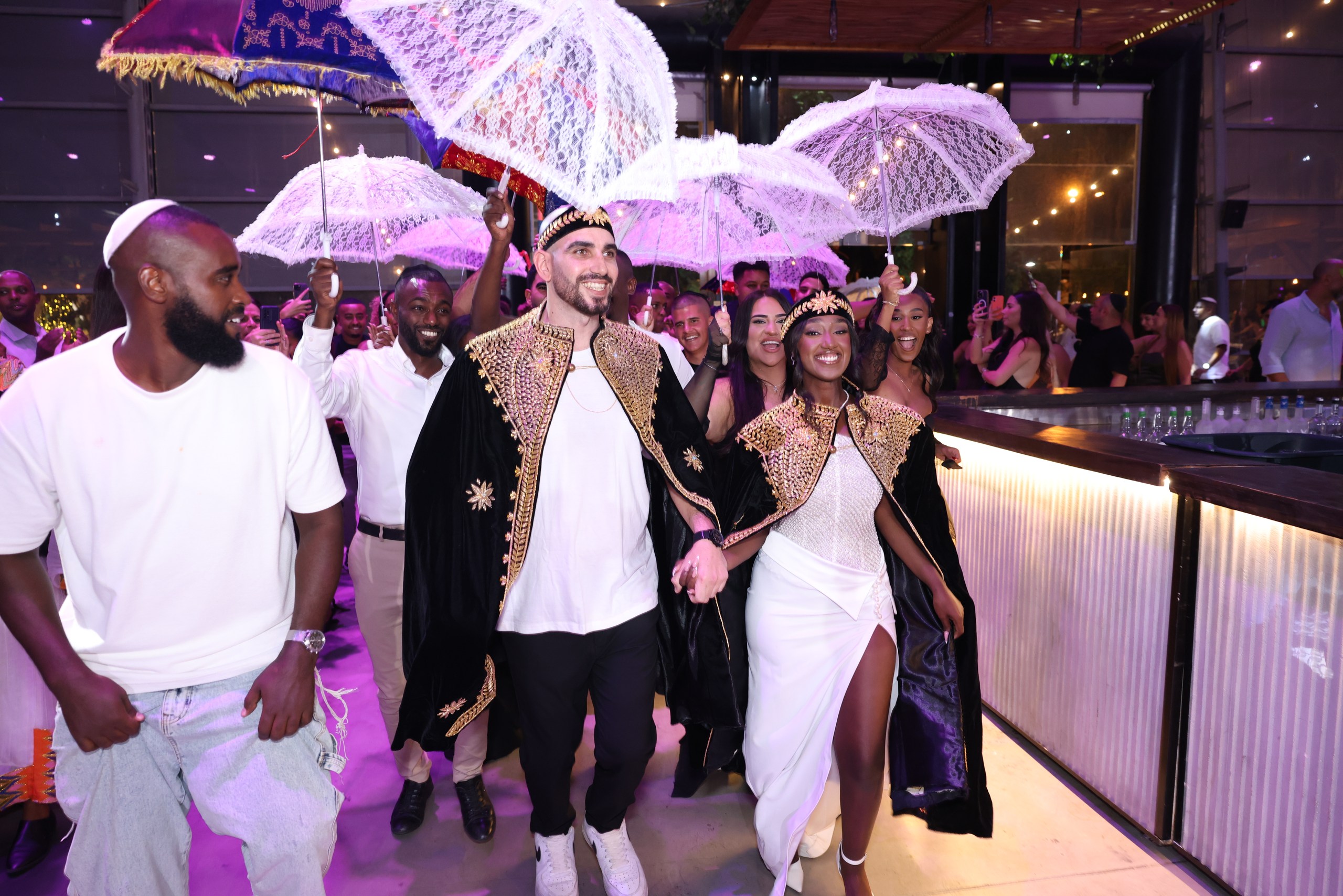 מסיבה מסורתית